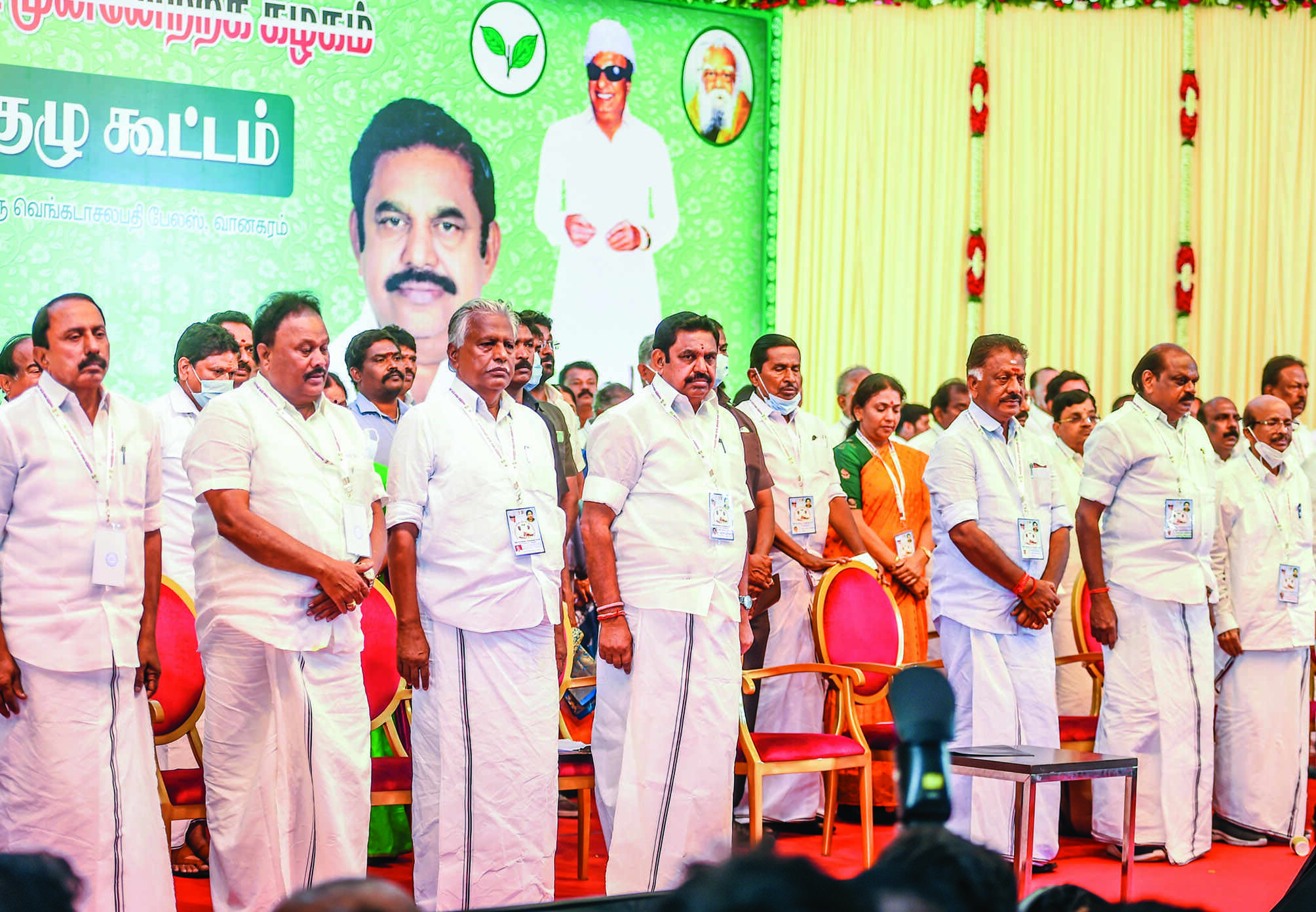 AIADMK meet turns into virtual war zone, OPS becomes target in EPSs show of strength AIADMK meet turns into virtual war zone, OPS becomes target in EPSs show of strength