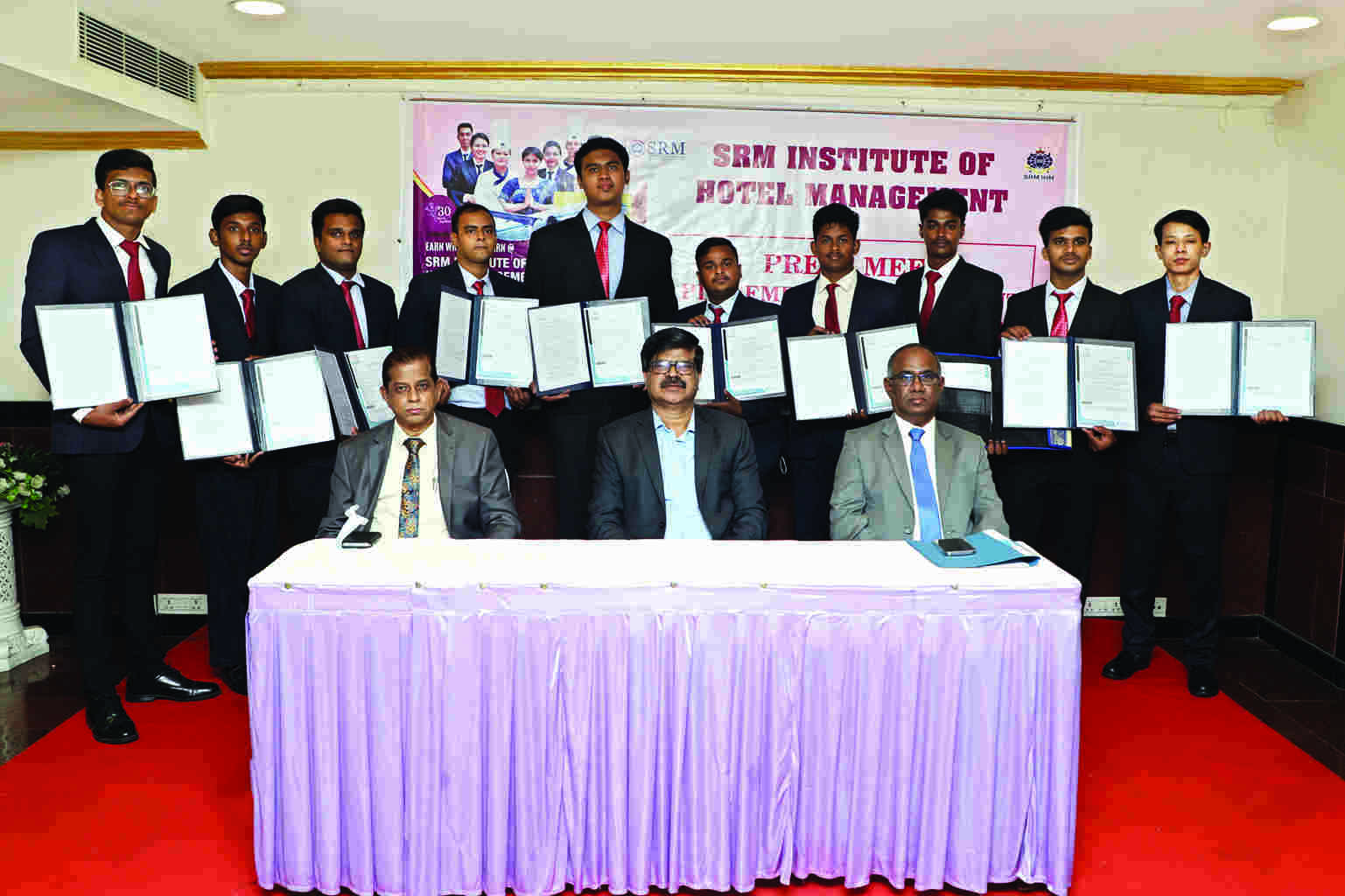 SRM IHM announces 100% placement for its 2021-22 batch