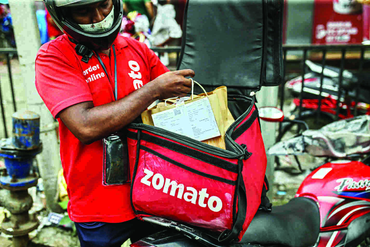 Zomato to acquire Blinkit in `4,447 cr share swap deal Zomato to acquire Blinkit in `4,447 cr share swap deal