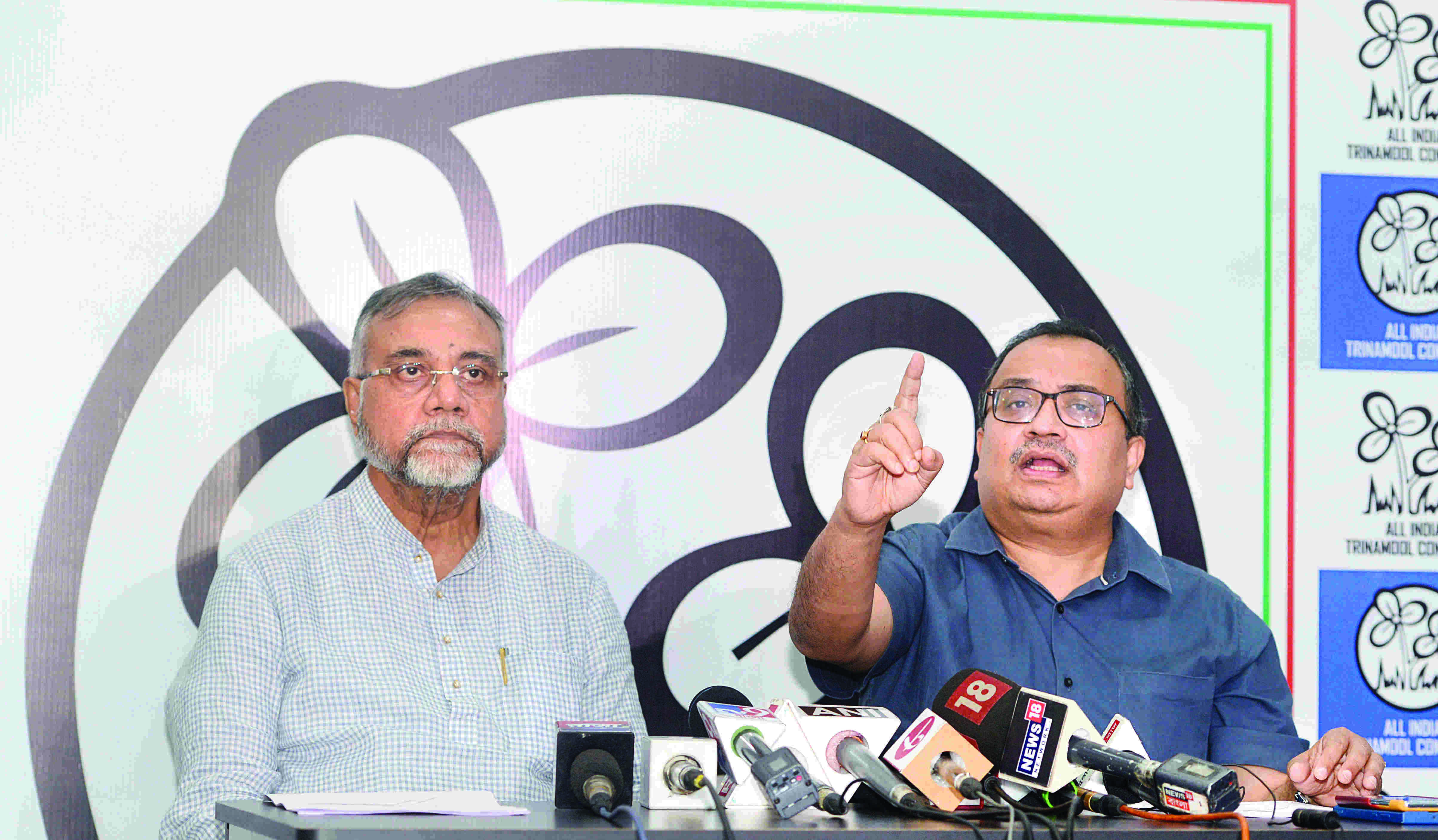 Arrest Suvendu Adhikari for blackmailing Sudipto Sen: TMC leader Arrest Suvendu Adhikari for blackmailing Sudipto Sen: TMC leader