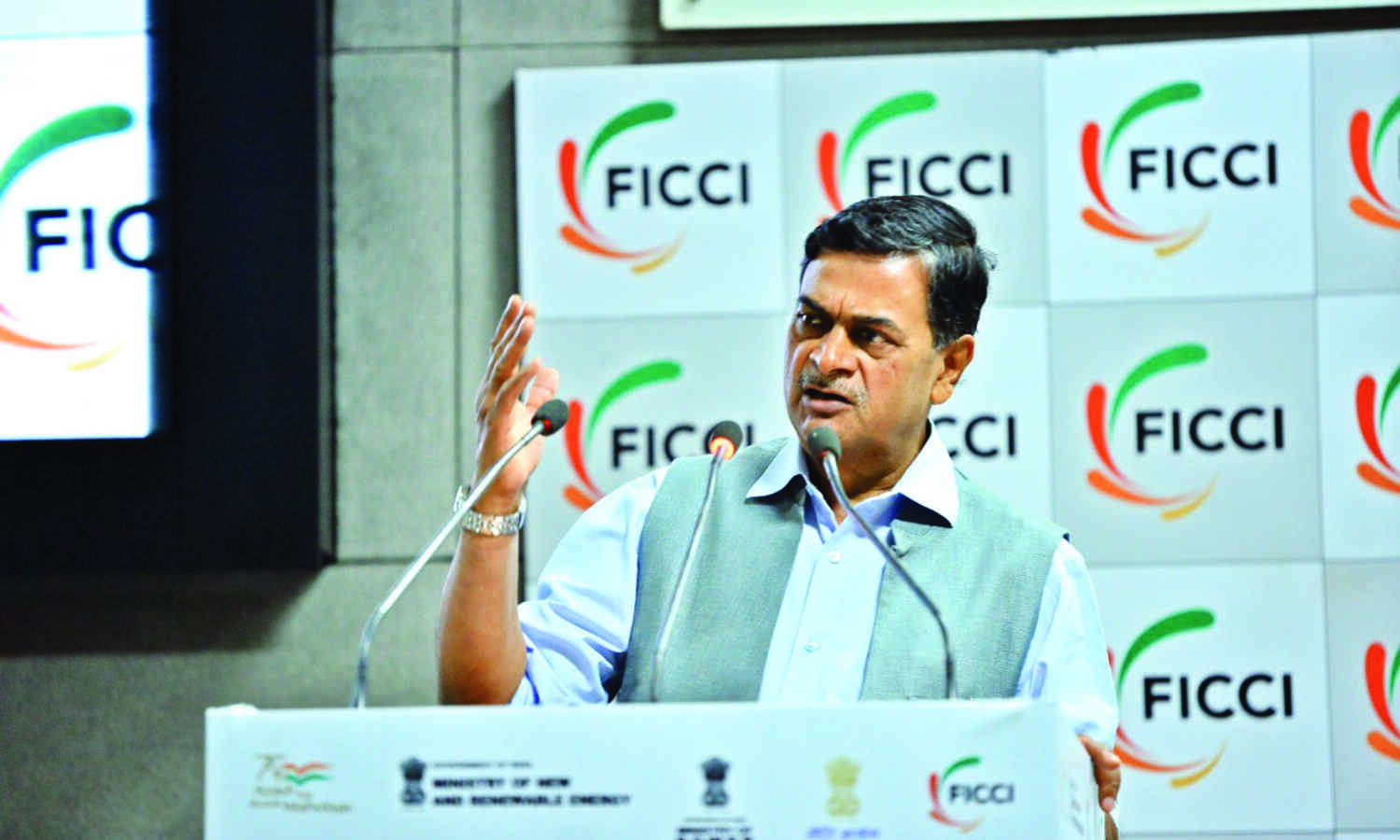 Govt to invite bids for 8,000 MW thermal capacities without PPAs