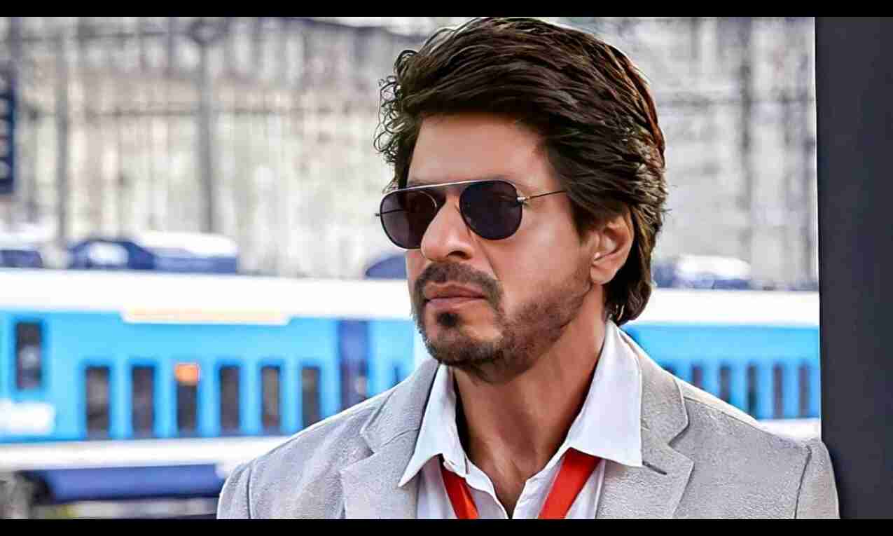 Shah Rukh Khans thanks fans for celebrating his 30 years in films