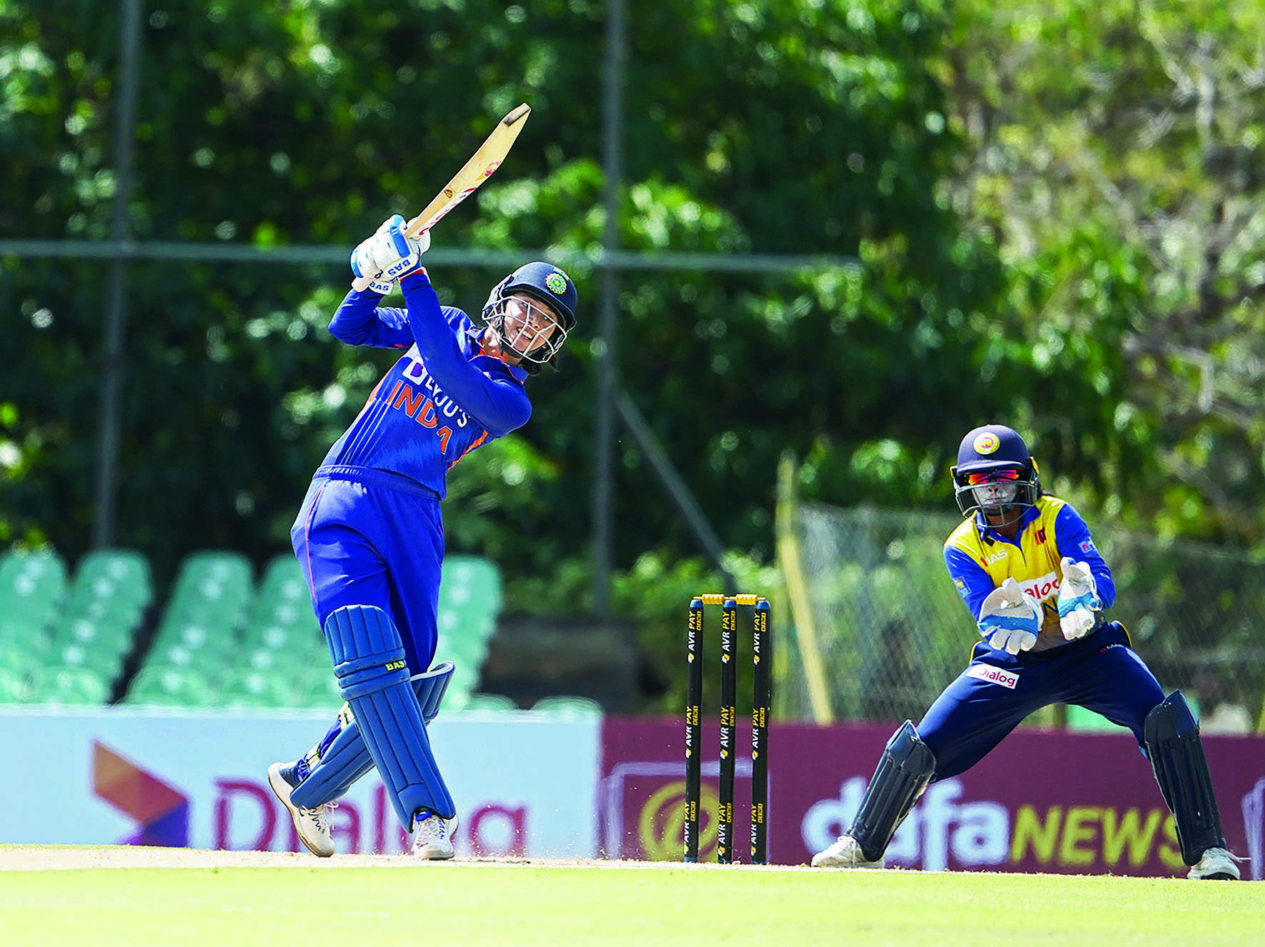 Record-breaking Chamari denies India clean sweep as SL win final T20I Record-breaking Chamari denies India clean sweep as SL win final T20I