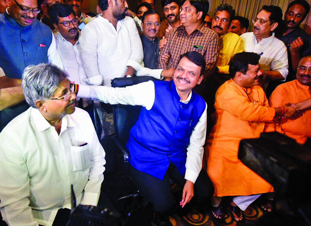Uddhav resigns as CM after SC refuses to stay floor test; BJP likely to form govt on July 1 Uddhav resigns as CM after SC refuses to stay floor test; BJP likely to form govt on July 1