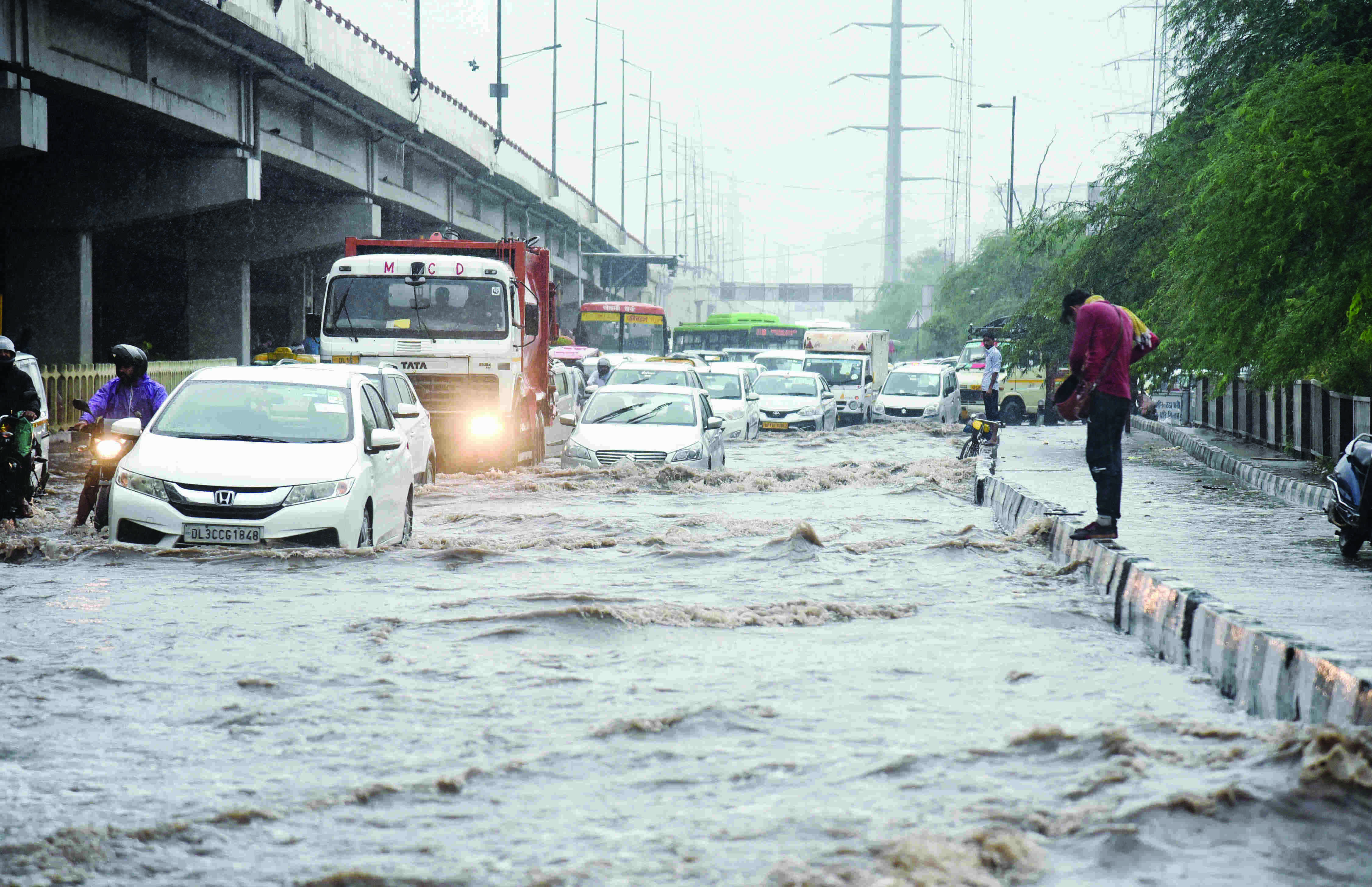 Monsoon brings seasons 1st heavy rain spell