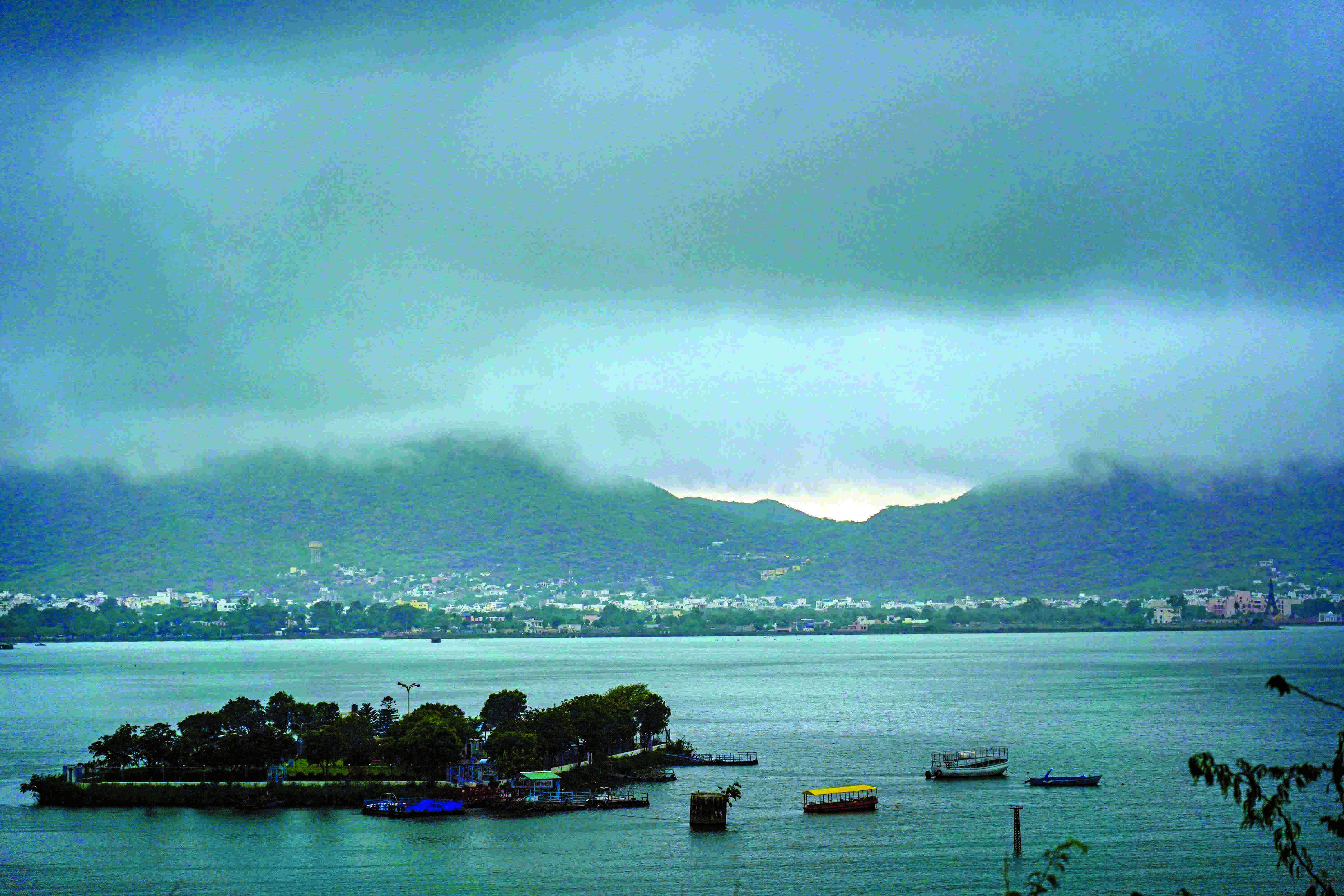 Monsoon has covered entire country, to pick up pace soon