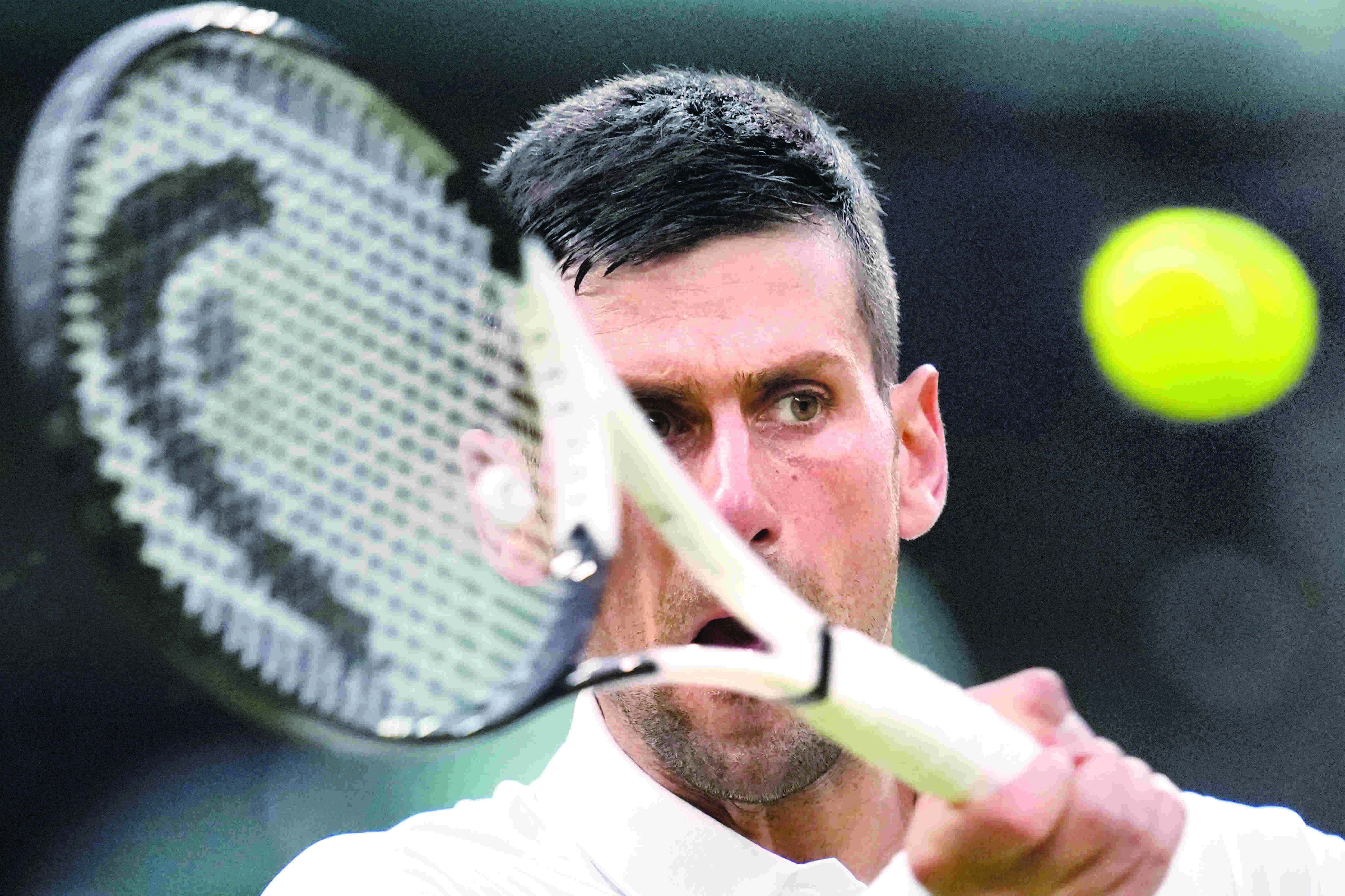 Djokovic stays up late for victory