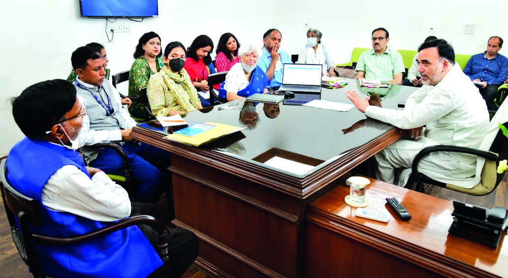 SUP ban: Govt to conduct training programmes for citys Eco Club members
