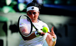 Path-breaking Jabeur enters SFs