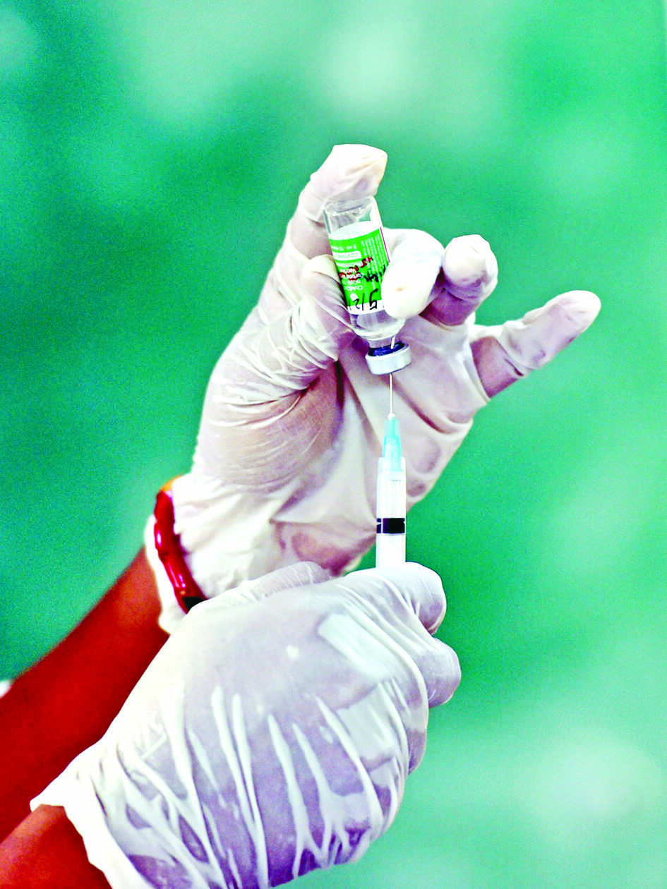 Centre slashes Covid booster dose gap from 9 to 6 months Centre slashes Covid booster dose gap from 9 to 6 months