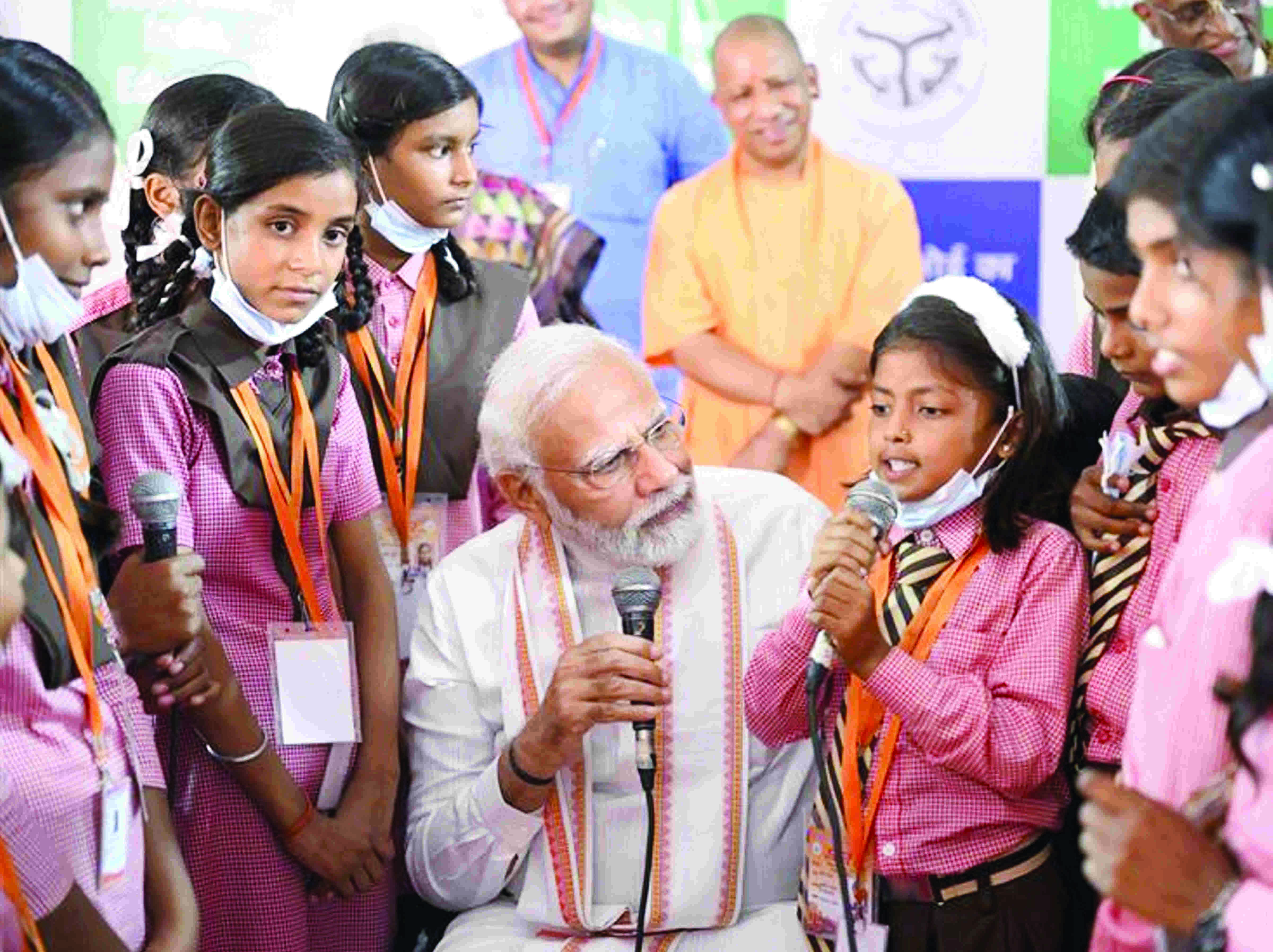 British edu system meant to create servant class in India: PM Modi