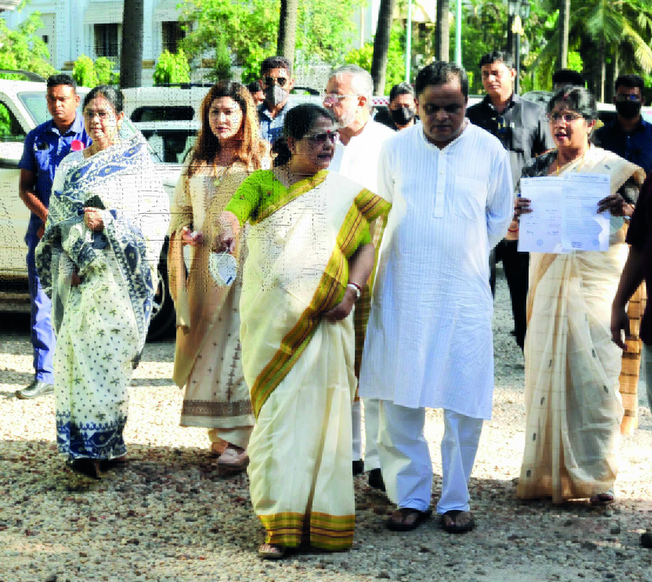 Remark against CM: TMC team meets Guv, demands Dilip Ghoshs arrest Remark against CM: TMC team meets Guv, demands Dilip Ghoshs arrest