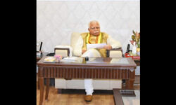 Khattar takes serious note of threat to MLAs