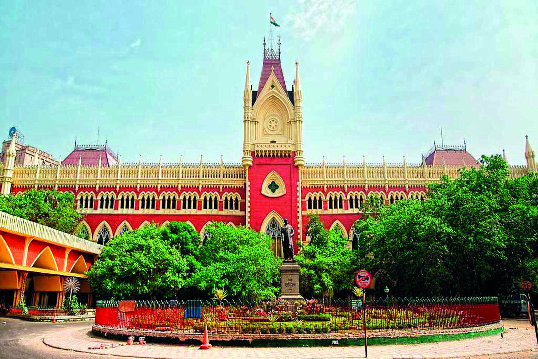 PIL filed in HC demanding probe by CBI into Suvendus involvement PIL filed in HC demanding probe by CBI into Suvendus involvement