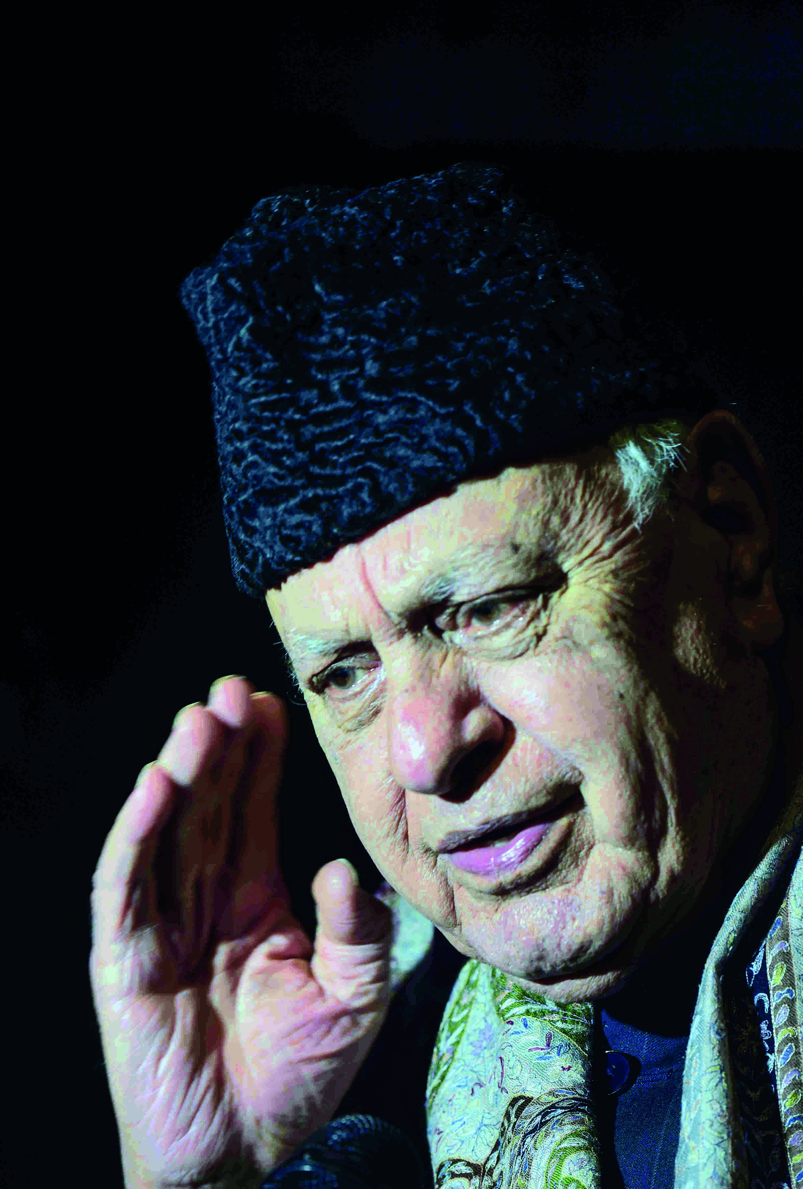 Militancy wont end till govt wins hearts of Kashmiri people Militancy wont end till govt wins hearts of Kashmiri people