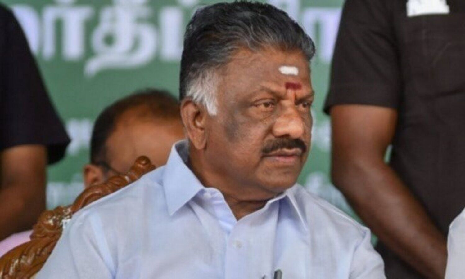 Palaniswami cracks whip, expels Panneerselvams sons from AIADMK
