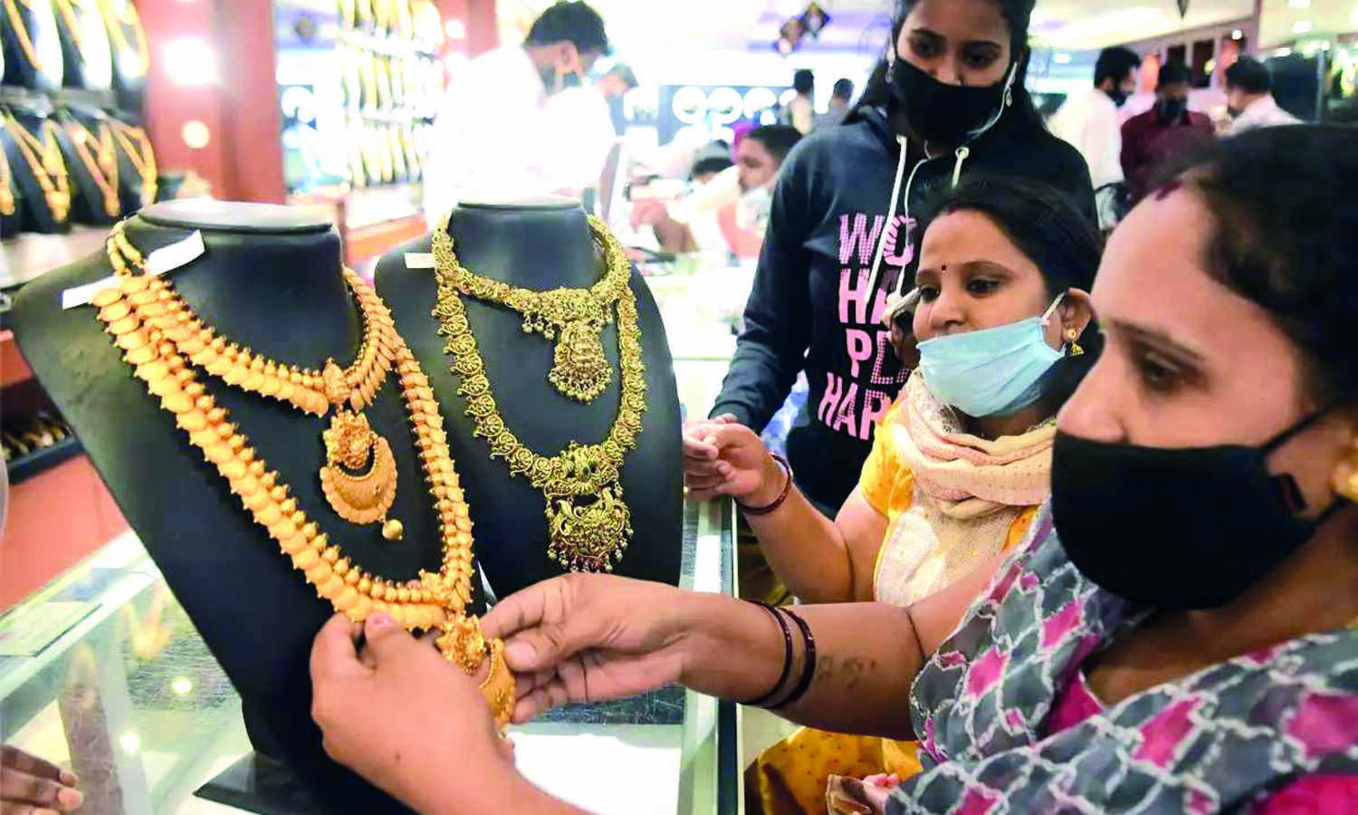 Gem, jewellery exports up 21.41% to `25,295 cr in June