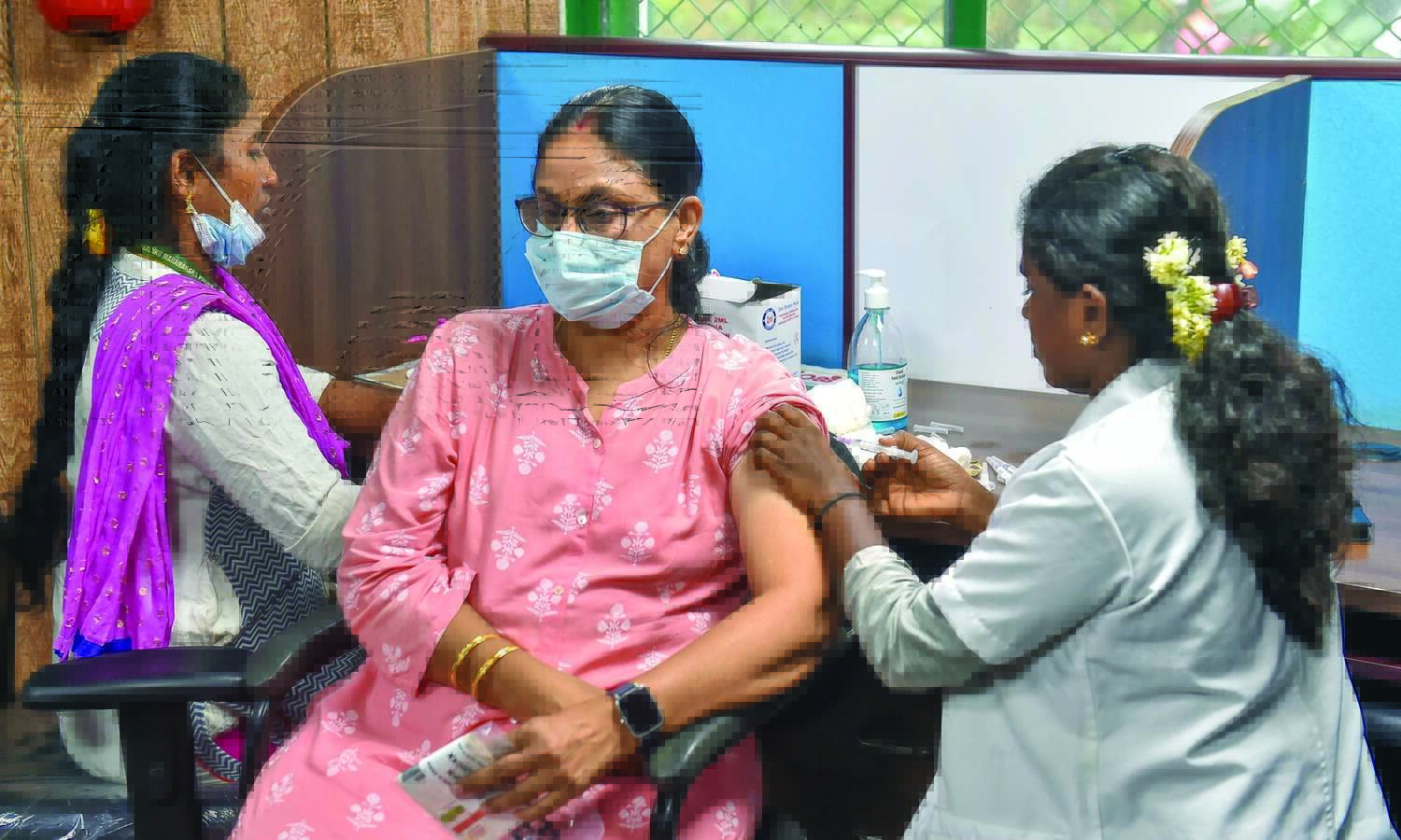 Indias administered Covid vaccine doses near 200 crore-mark: Govt