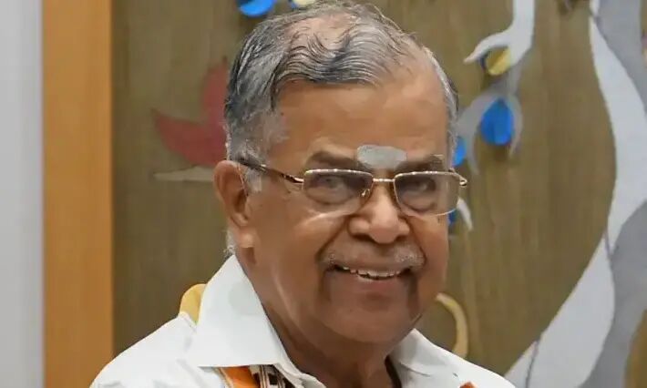 La Ganesan takes oath as Bengal governor