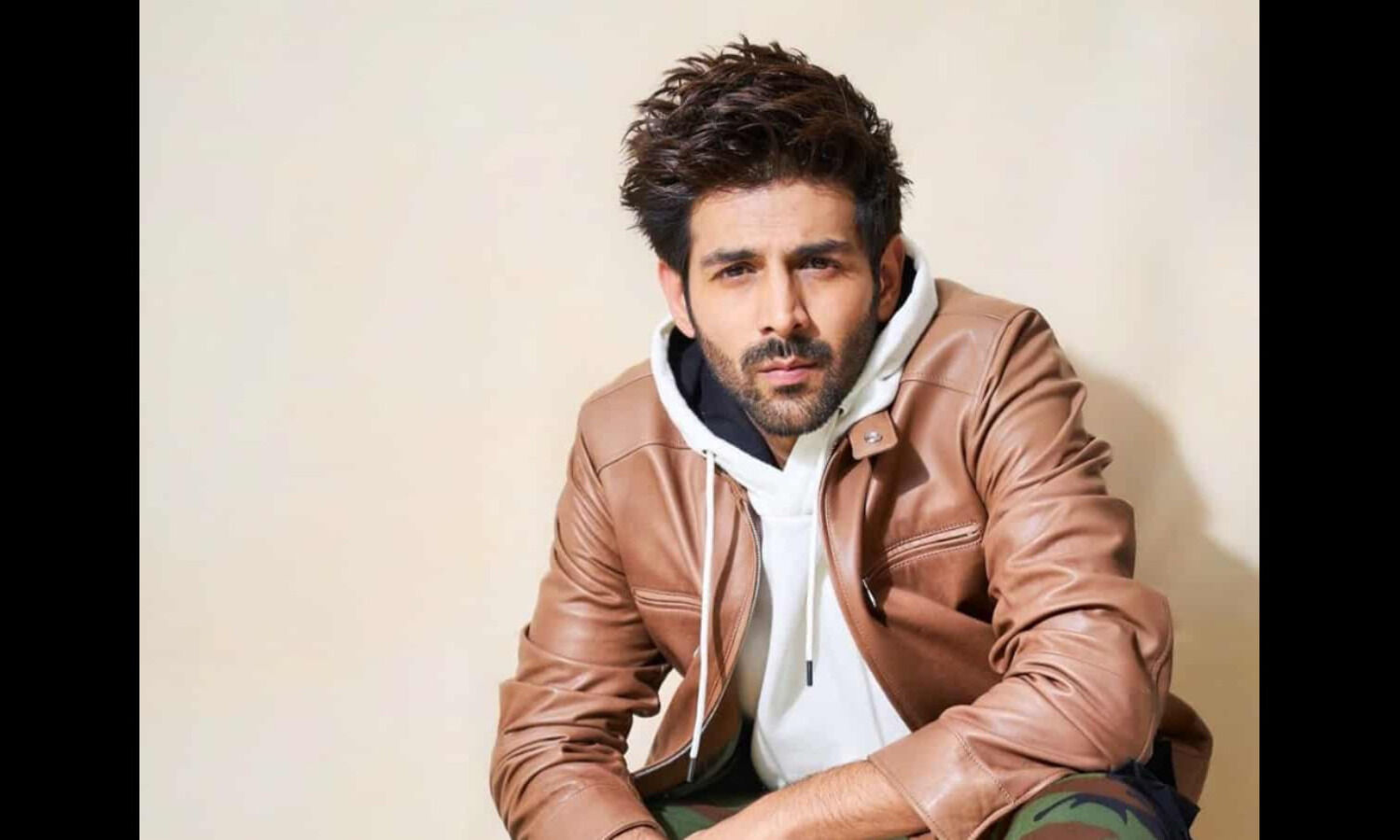 Kartik Aaryan, Kabir Khan team up for big scale spectacle film