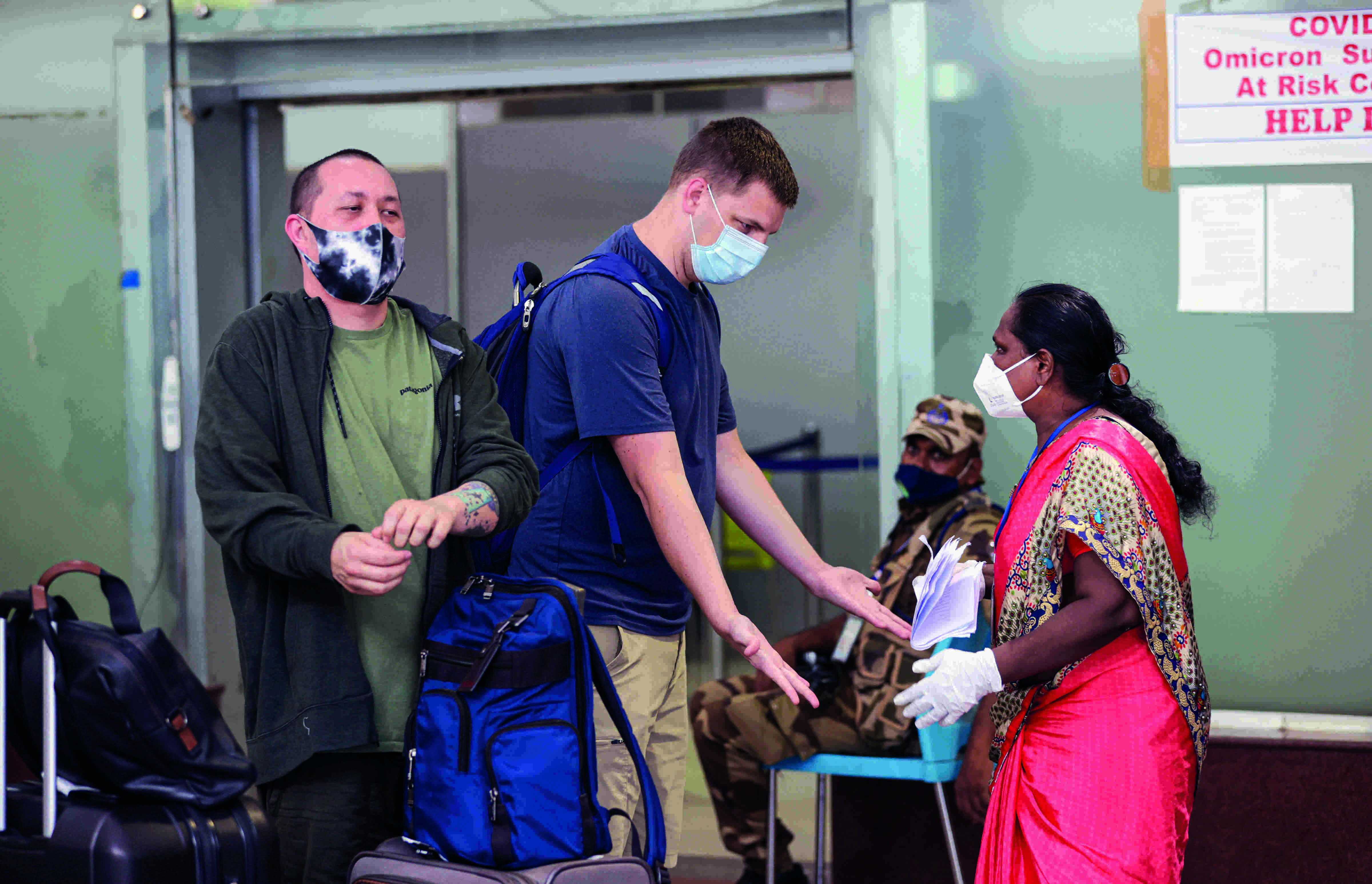 Centre advises strict health screening of all intl travellers at entry points Centre advises strict health screening of all intl travellers at entry points