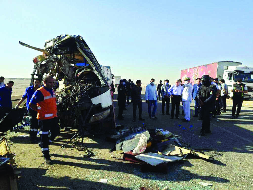23 killed, 30 injured as bus rams into truck in southern Egypt