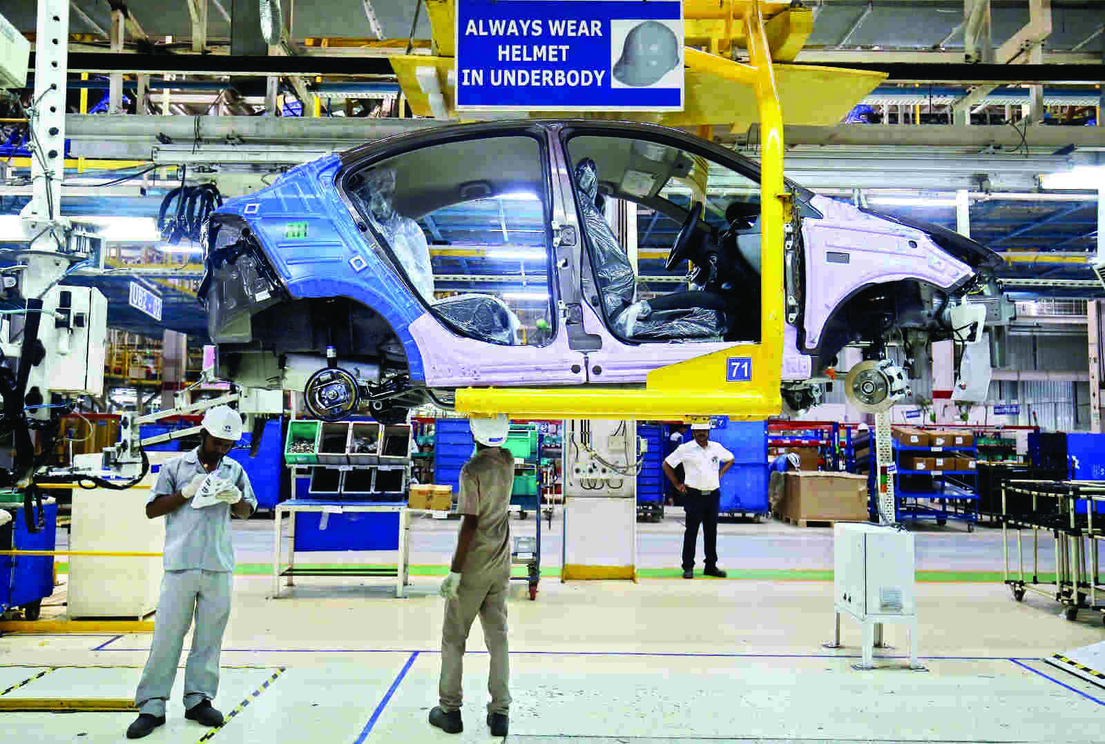 Carmakers grapple with backlog of 6.5 lakh units