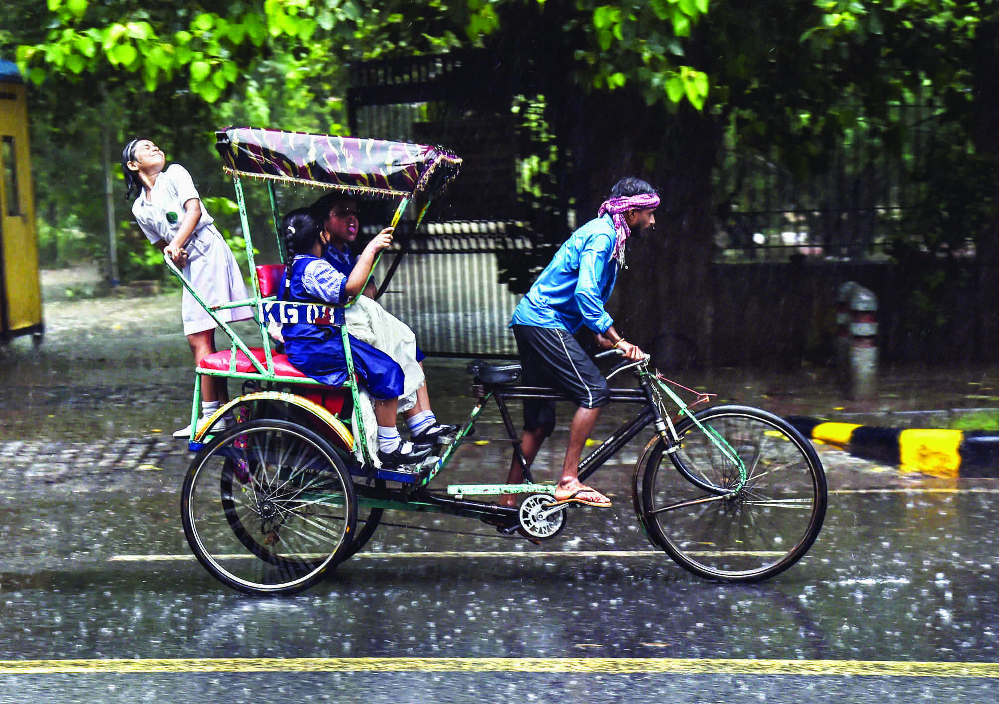 Rain brings mercury down in city, more in store for next 2 days Rain brings mercury down in city, more in store for next 2 days