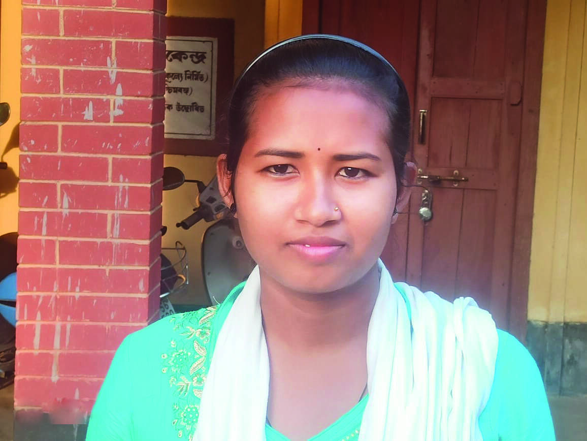 Purulia girl becomes 1st from Kheriya Shabar community to complete PG Purulia girl becomes 1st from Kheriya Shabar community to complete PG