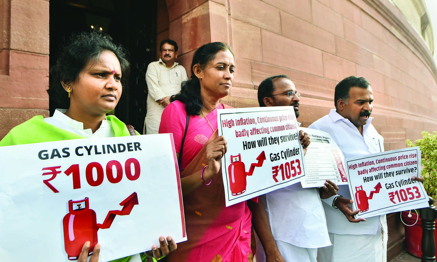 Speaker suspends 4 Cong MPs for entire session from Lok Sabha