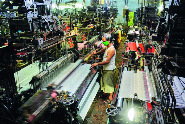 Indias GDP projections revised downward to 7.4% for FY23: IMF Indias GDP projections revised downward to 7.4% for FY23: IMF