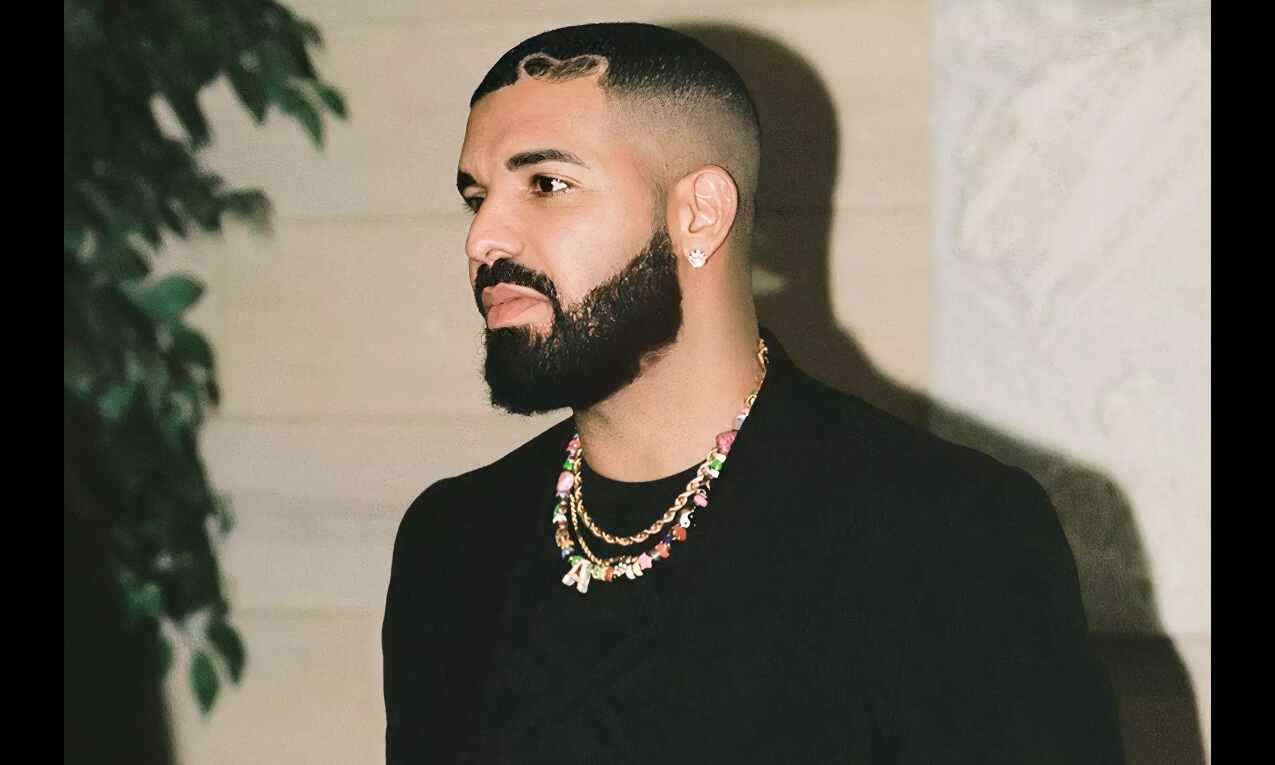 Drake pays homage to Sidhu Moosewala at Toronto concert