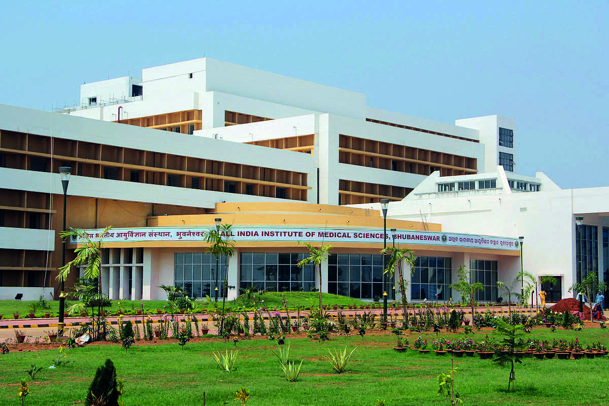 50% faculty posts vacant in 19 new AIIMS 50% faculty posts vacant in 19 new AIIMS