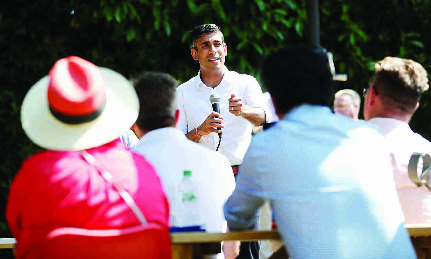 Blow to Rishi Sunaks campaign as   ex-candidate backs rival for UK PM