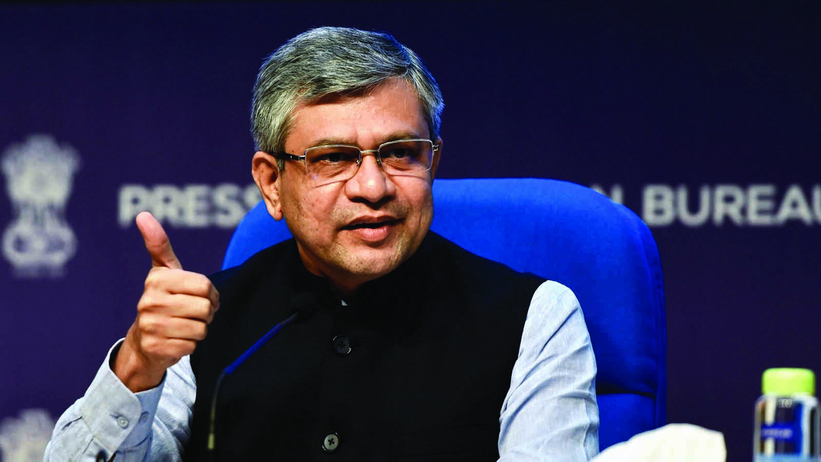 Govt expects 5G rollout in early Oct: Vaishnaw Govt expects 5G rollout in early Oct: Vaishnaw