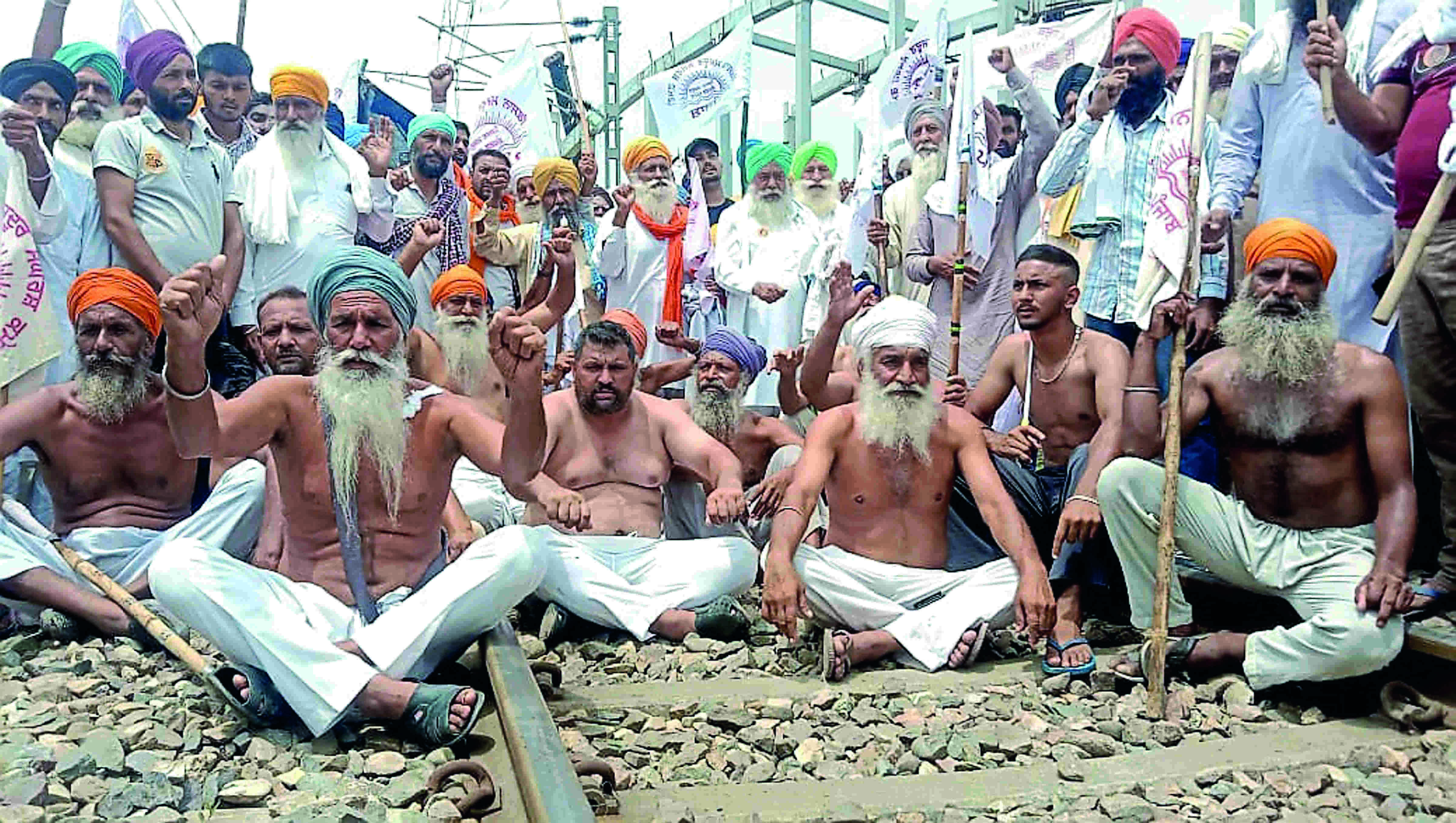 Rail, road traffic hit as farmers stage protests in Punjab, Haryana Rail, road traffic hit as farmers stage protests in Punjab, Haryana