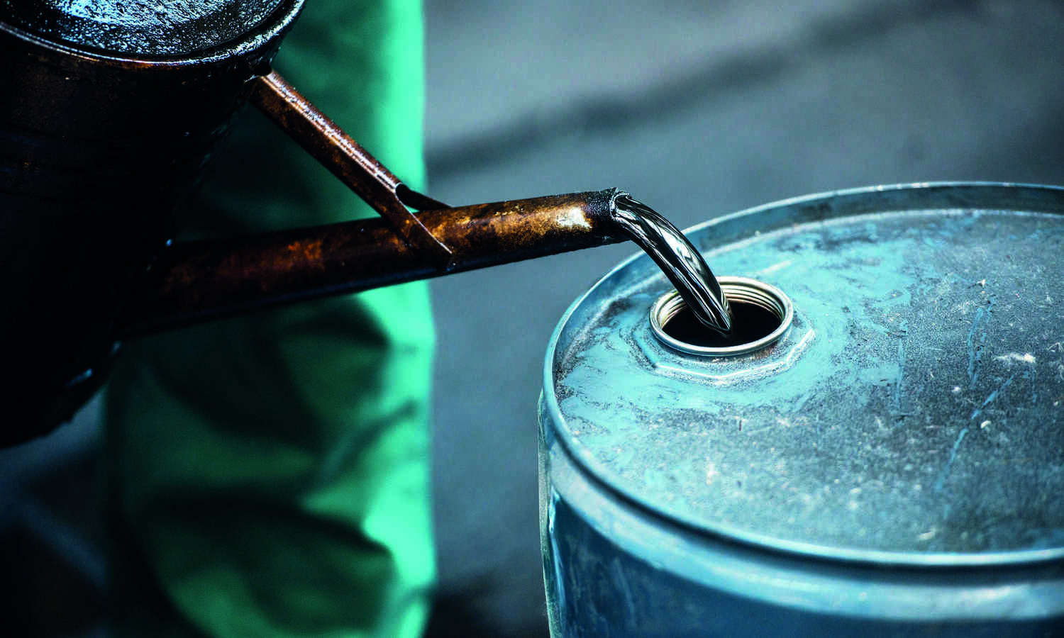 Oil drops as weak Chinese factory data heightens demand concerns