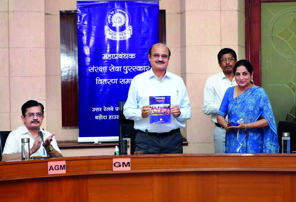 Northern Railway reviews safety of passengers, infrastructure work Northern Railway reviews safety of passengers, infrastructure work