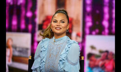 Chrissy Teigen announces pregnancy almost two years after miscarriage Chrissy Teigen announces pregnancy almost two years after miscarriage