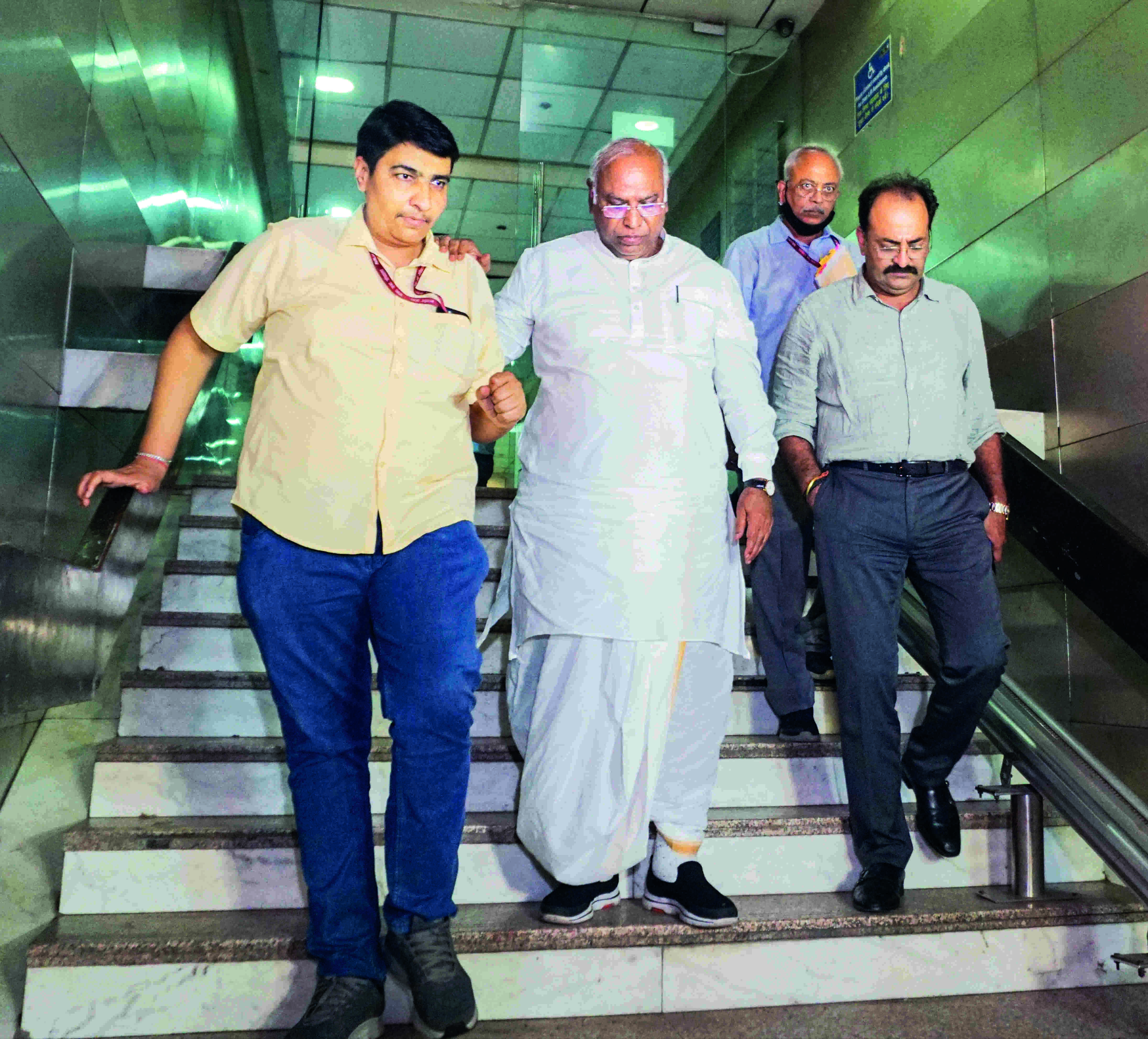ED grills Kharge for 7 hours, searches Young Indian office ED grills Kharge for 7 hours, searches Young Indian office