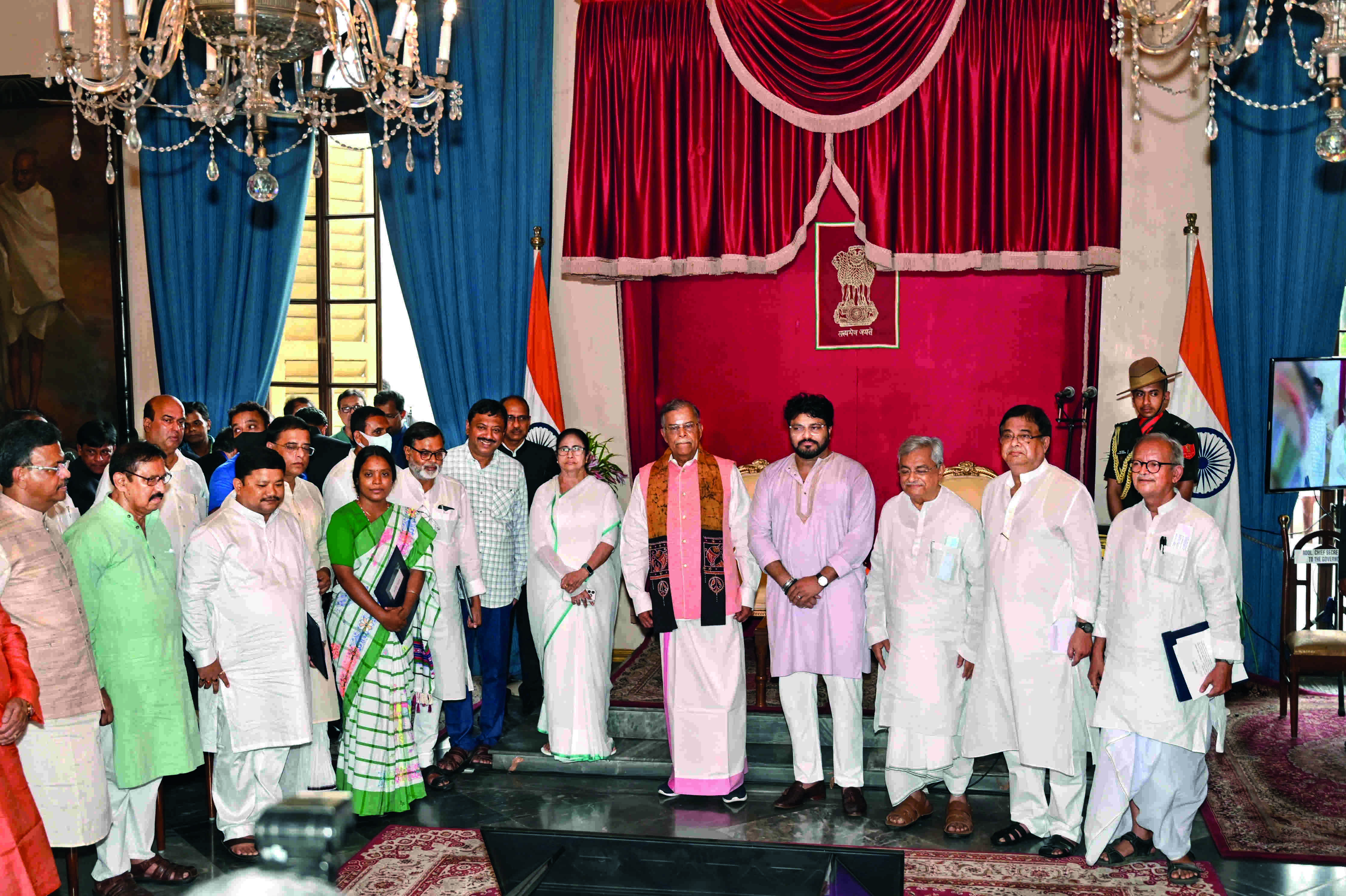New ministers take charge, say only goal is to take Bengal forward New ministers take charge, say only goal is to take Bengal forward