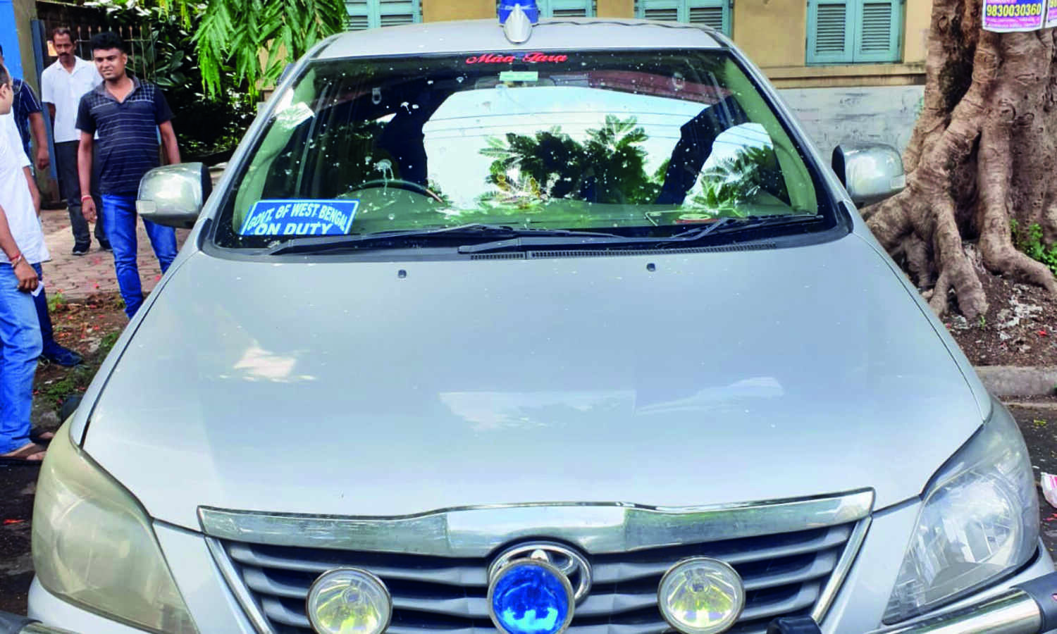 2 held for duping job aspirants by posing as WBCS officers