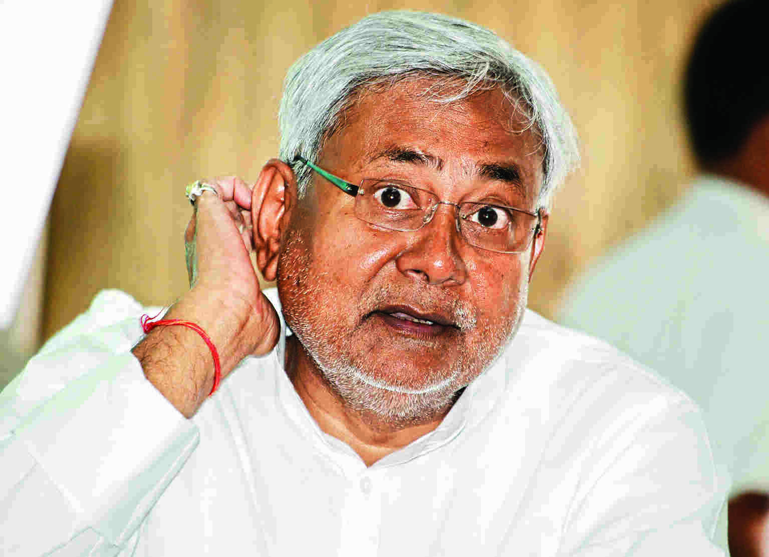 JD(U)-BJP alliance on the edge; Nitish calls for parliamentary meeting today JD(U)-BJP alliance on the edge; Nitish calls for parliamentary meeting today