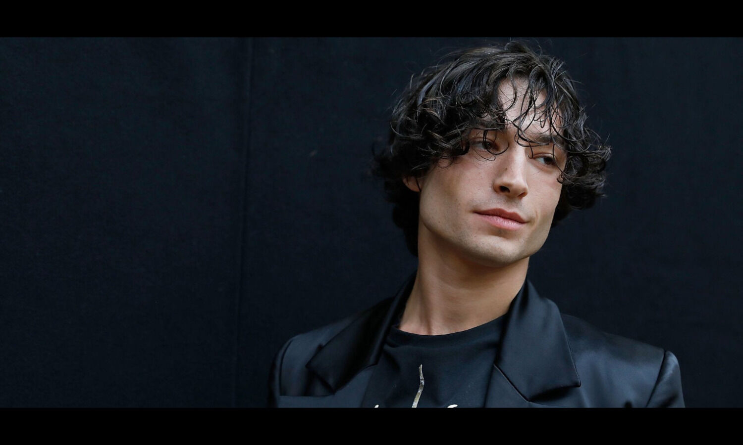 Ezra Miller charged with felony burglary in Vermont
