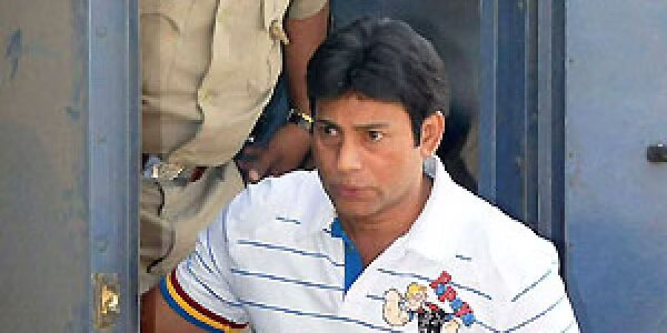 Gangster Salem allowed to be present in Lucknow court during arguments in fake passport case