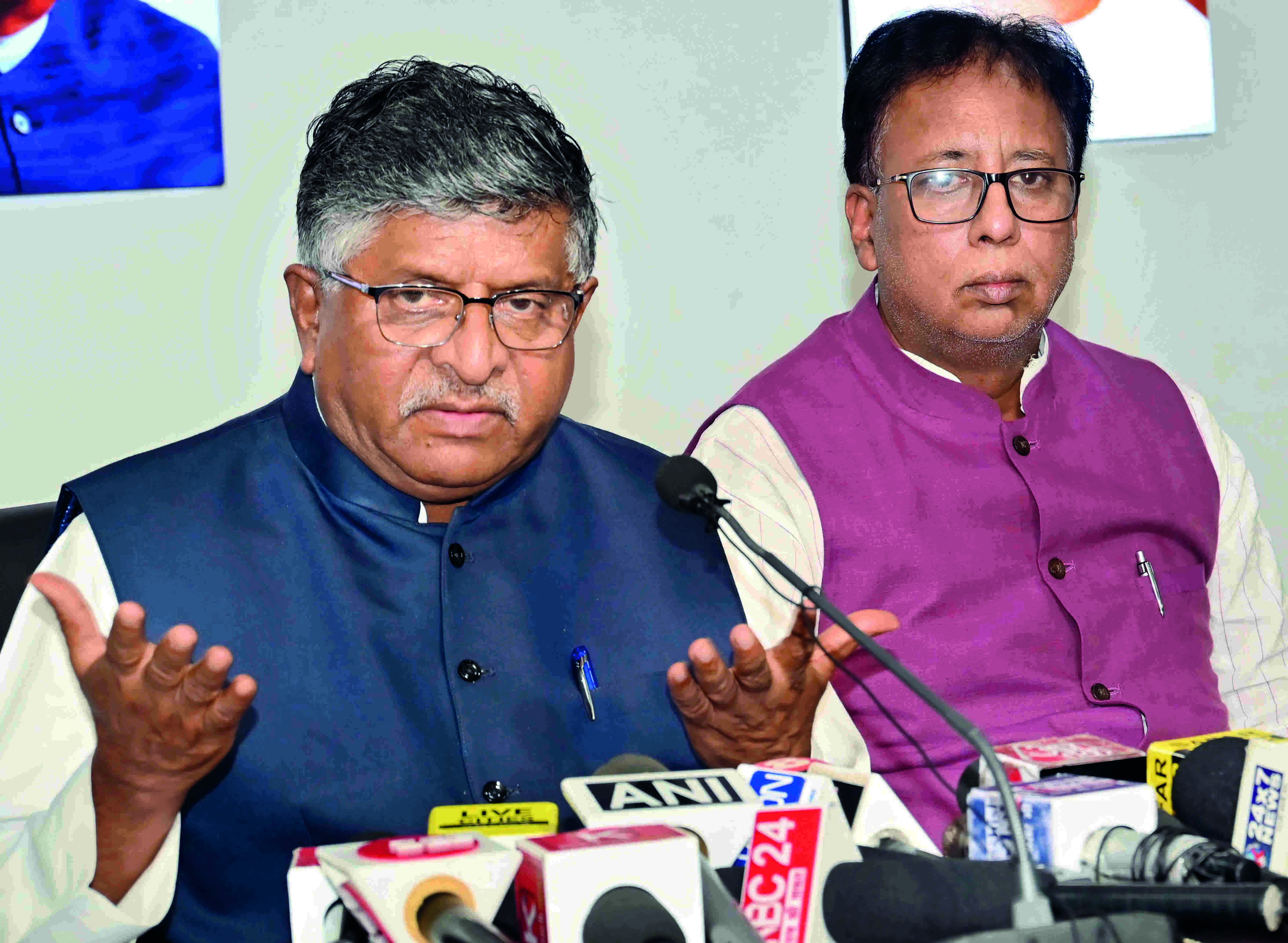 BJP accuses Nitish Kumar of insulting peoples mandate BJP accuses Nitish Kumar of insulting peoples mandate