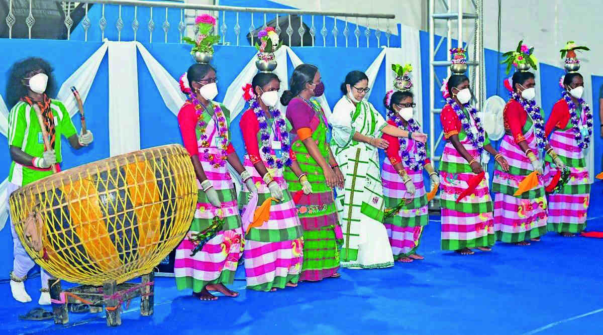Let us celebrate the ethnic & cultural diversity of our great country: CM on Adivasi Divas Let us celebrate the ethnic & cultural diversity of our great country: CM on Adivasi Divas