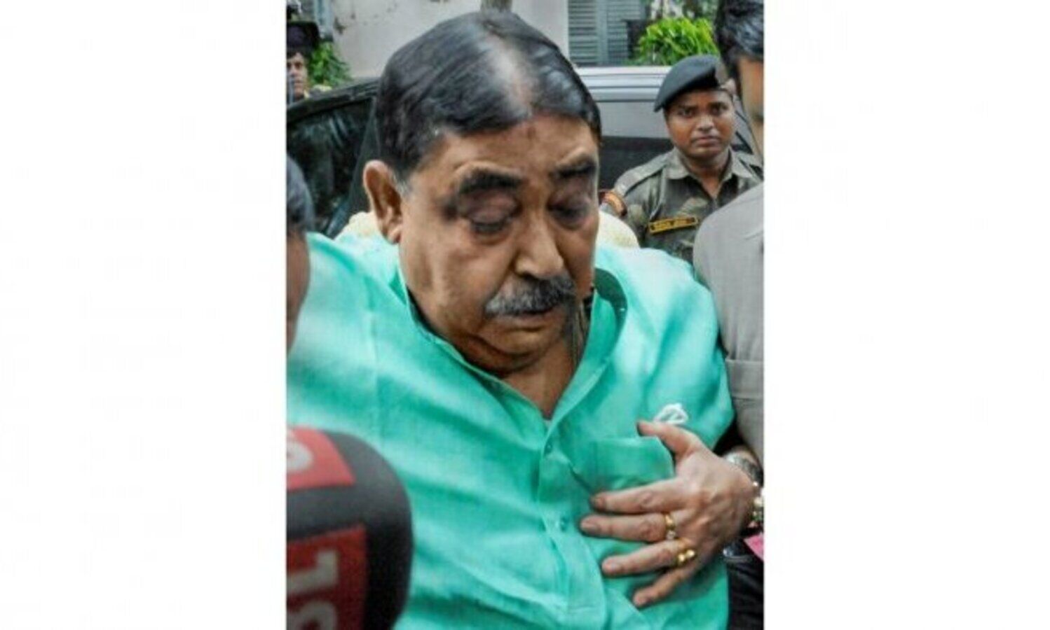 CBI arrests TMCs Anubrata Mondal in cattle smuggling case CBI arrests TMCs Anubrata Mondal in cattle smuggling case