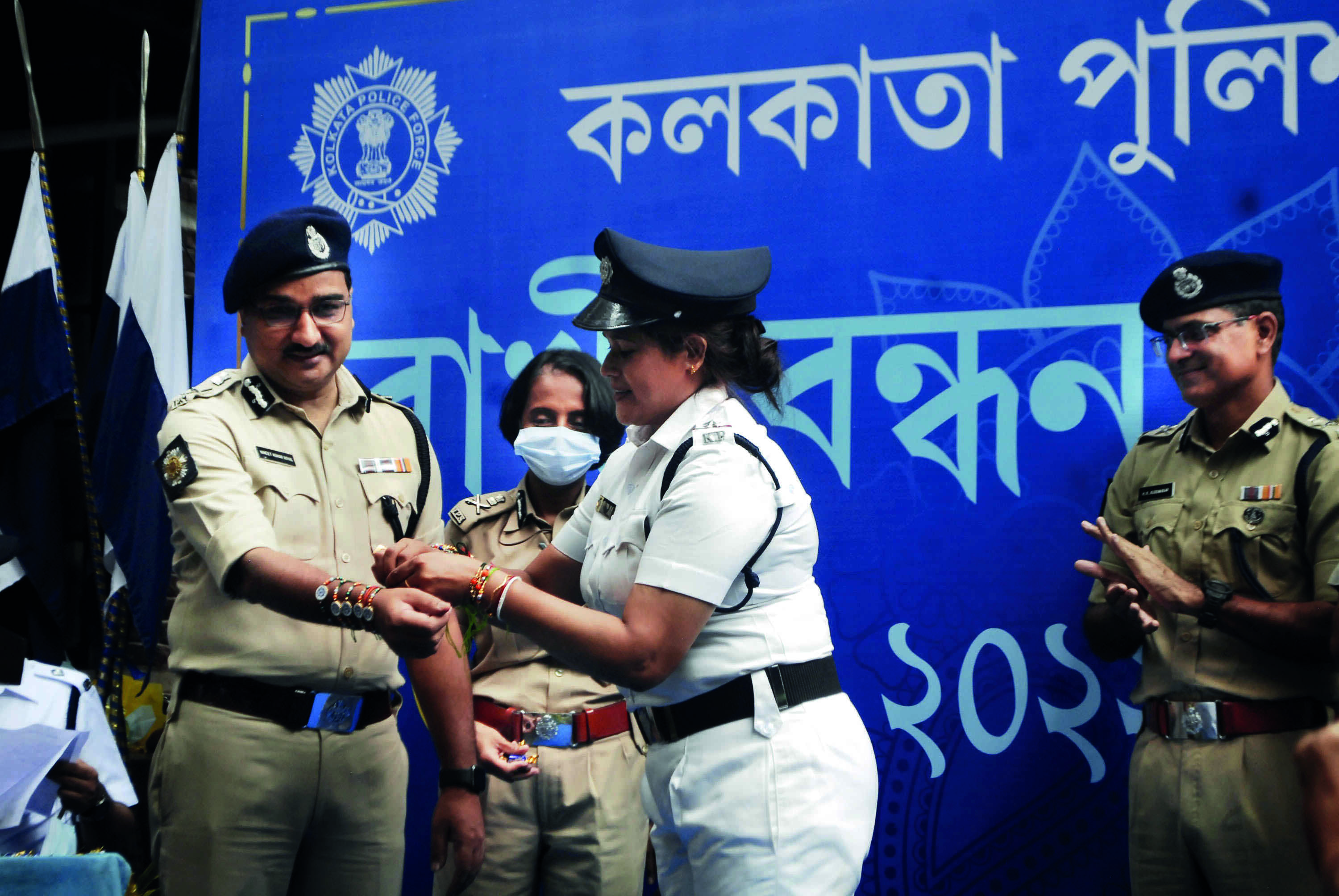Raksha Bandhan observed in Bengal, CM shares greetings Raksha Bandhan observed in Bengal, CM shares greetings