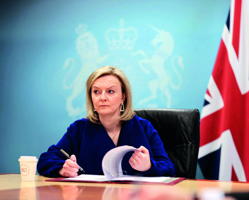 UK PM race: Liz Truss in commanding lead over Rishi Sunak